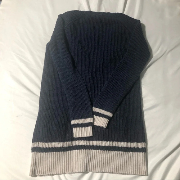 Aeropostale Coastal Grandma V-neck  Cardigan - Navy and White - 100% cotton - Picture 2 of 8